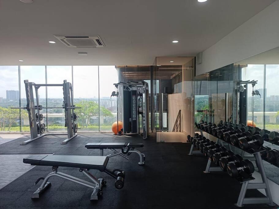 One Tebrau By Antlerzone Apartment Johor Bahru Bagian luar foto