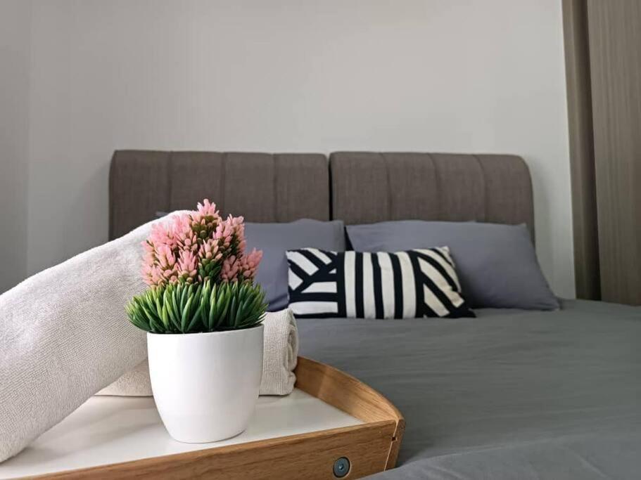 One Tebrau By Antlerzone Apartment Johor Bahru Bagian luar foto